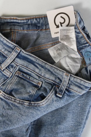 Dětské džíny  H&M, Velikost 12-13y/ 158-164 cm, Barva Modrá, Cena  510,00 Kč