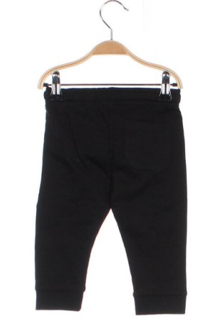 Pantaloni scurți pentru copii Chicco, Mărime 12-18m/ 80-86 cm, Culoare Negru, Preț 20,84 Lei