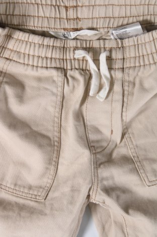 Detské krátke nohavice  H&M, Veľkosť 6-7y/ 122-128 cm, Farba Béžová, Cena  7,67 €