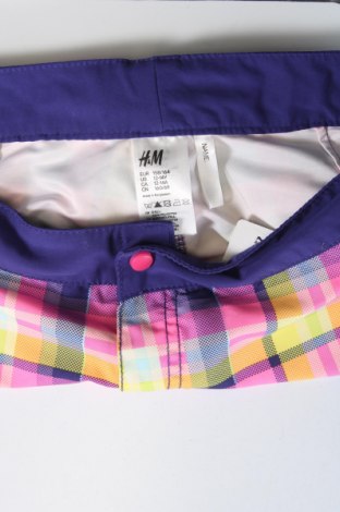 Παιδικό κοντό παντελόνι H&M, Μέγεθος 12-13y/ 158-164 εκ., Χρώμα Πολύχρωμο, Τιμή 3,65 €