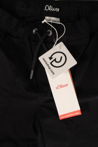 Детски къс панталон S.Oliver, Размер 8-9y/ 134-140 см, Цвят Черен, Цена 51,00 лв.