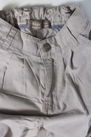 Παιδικό παντελόνι Basics, Μέγεθος 5-6y/ 116-122 εκ., Χρώμα Γκρί, Τιμή 7,55 €