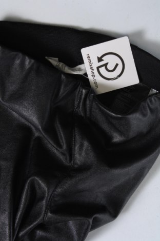 Dětské kalhoty  H&M, Velikost 8-9y/ 134-140 cm, Barva Černá, Cena  131,00 Kč