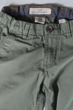 Детски панталон H&M L.O.G.G., Размер 4-5y/ 110-116 см, Цвят Зелен, Цена 21,51 лв.