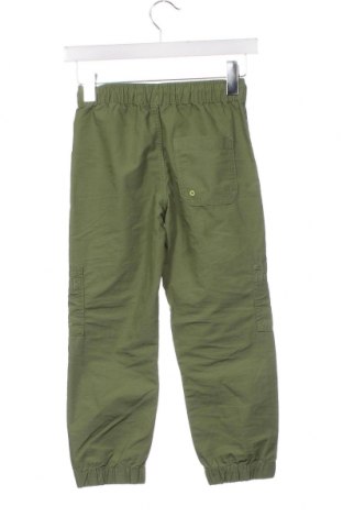 Παιδικό παντελόνι Marks & Spencer, Μέγεθος 7-8y/ 128-134 εκ., Χρώμα Πράσινο, Τιμή 6,00 €