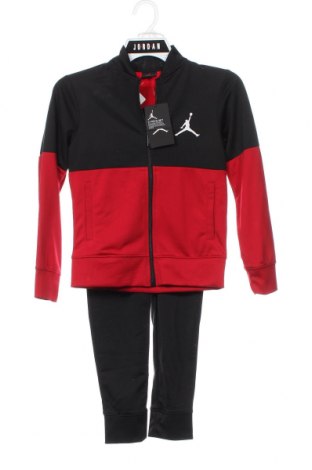 Детски спортен екип Air Jordan Nike, Размер 7-8y/ 128-134 см, Цвят Многоцветен, Цена 69,00 лв.