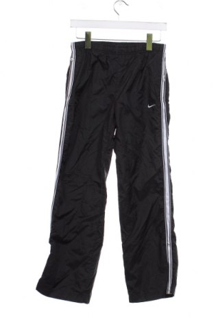 Παιδική κάτω φόρμα Nike, Μέγεθος 11-12y/ 152-158 εκ., Χρώμα Μαύρο, Τιμή 17,81 €
