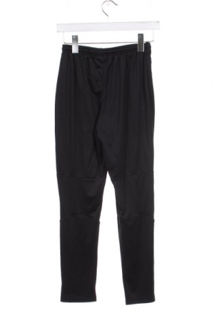 Pantaloni de trening, pentru copii Nike, Mărime 14-15y/ 168-170 cm, Culoare Negru, Preț 109,05 Lei