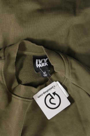 Γυναικεία μπλούζα Ivy Park, Μέγεθος XS, Χρώμα Πράσινο, Τιμή 17,00 €