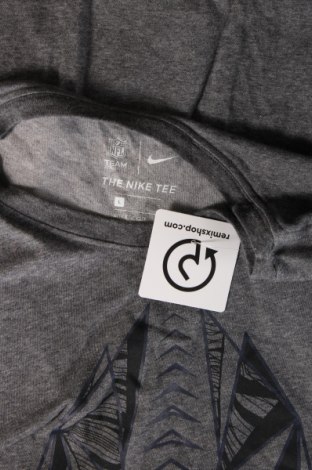 Herren Shirt Nike, Größe L, Farbe Grau, Preis 22,48 €
