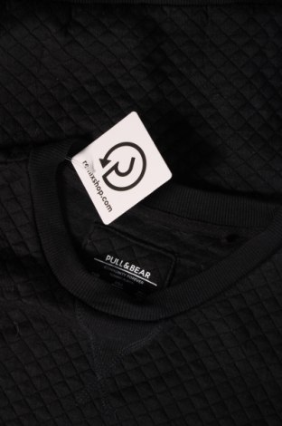 Ανδρική μπλούζα Pull&Bear, Μέγεθος M, Χρώμα Μαύρο, Τιμή 4,35 €