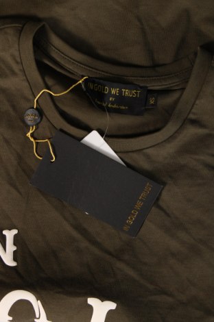 Мъжка тениска In Gold We Trust, Размер XS, Цвят Зелен, Цена 22,40 лв.