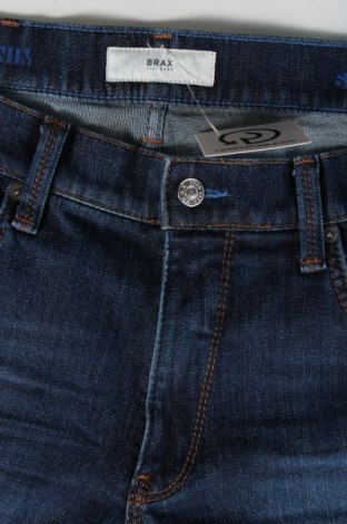 Pánske džínsy  Brax, Veľkosť L, Farba Modrá, Cena  39,90 €