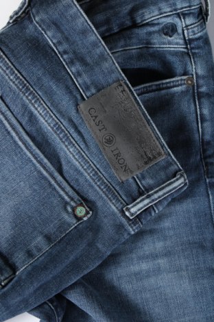 Herren Jeans Cast Iron, Größe M, Farbe Blau, Preis 34,45 €