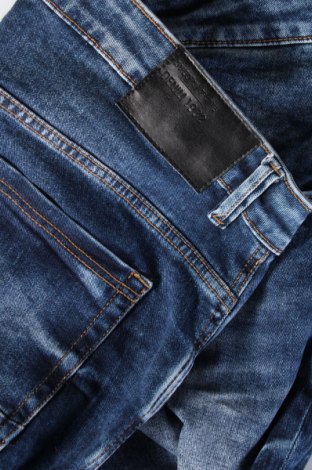 Pánske džínsy  Denim 1982, Veľkosť XL, Farba Modrá, Cena  13,97 €