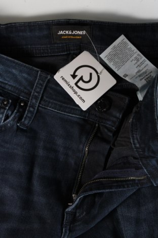 Męskie jeansy Jack & Jones, Rozmiar M, Kolor Niebieski, Cena 39,92 zł