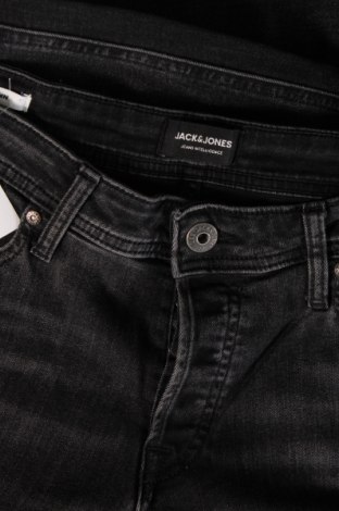 Ανδρικό τζίν Jack & Jones, Μέγεθος M, Χρώμα Γκρί, Τιμή 13,99 €