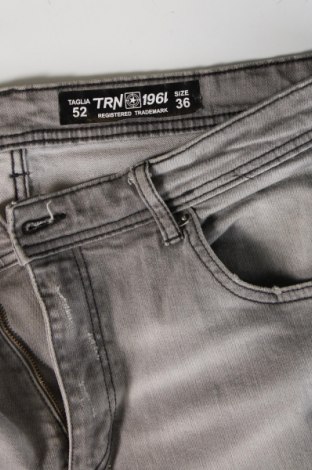 Herren Jeans Terranova, Größe L, Farbe Grau, Preis 14,83 €