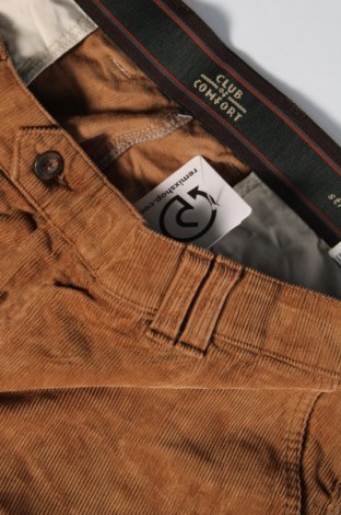 Pantaloni raiați de bărbați Club Of Comfort, Mărime XL, Culoare Maro, Preț 35,07 Lei