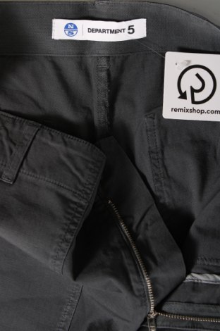 Pantaloni scurți de bărbați North Sails x Department 5, Mărime M, Culoare Gri, Preț 248,92 Lei