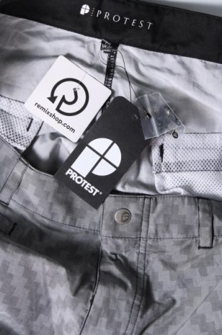Ανδρικό κοντό παντελόνι Protest, Μέγεθος M, Χρώμα Γκρί, Τιμή 31,96 €