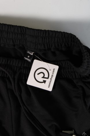 Pantaloni scurți de bărbați SHEIN, Mărime M, Culoare Negru, Preț 45,99 Lei