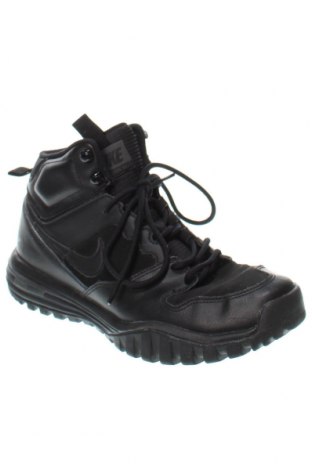 Încălțăminte bărbătească Nike, Mărime 42, Culoare Negru, Preț 227,04 Lei