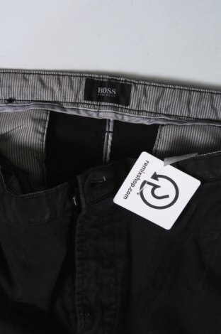 Pánské kalhoty  BOSS, Velikost M, Barva Černá, Cena  2 025,00 Kč