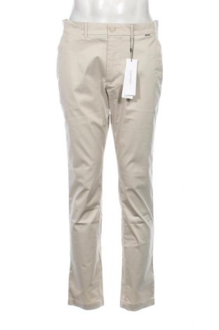 Мъжки панталон Calvin Klein, Размер M, Цвят Бежов, Цена 103,20 лв.