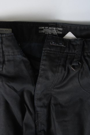 Męskie spodnie Core By Jack & Jones, Rozmiar S, Kolor Szary, Cena 19,67 zł