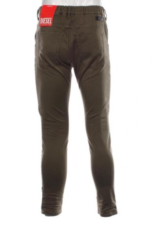 Herrenhose Diesel, Größe M, Farbe Grün, Preis 93,73 €