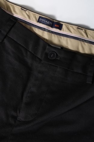 Pantaloni de bărbați Dockers, Mărime M, Culoare Negru, Preț 184,21 Lei