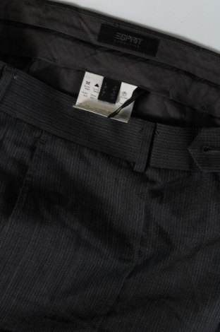 Pánske nohavice  Esprit, Veľkosť M, Farba Sivá, Cena  4,65 €