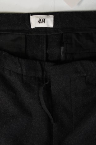 Pánske nohavice  H&M, Veľkosť M, Farba Čierna, Cena  4,93 €