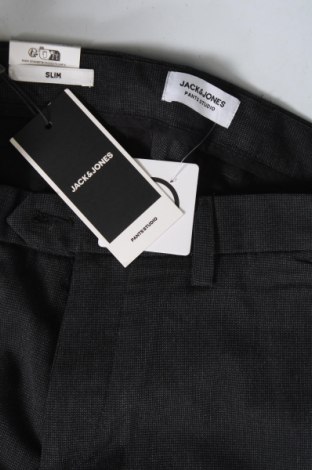 Pánské kalhoty  Jack & Jones, Velikost M, Barva Šedá, Cena  215,00 Kč