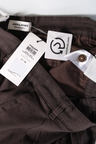 Herrenhose Jack & Jones, Größe M, Farbe Braun, Preis € 7,65