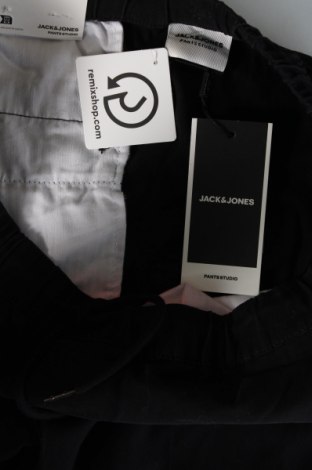 Pantaloni de bărbați Jack & Jones, Mărime M, Culoare Negru, Preț 325,66 Lei