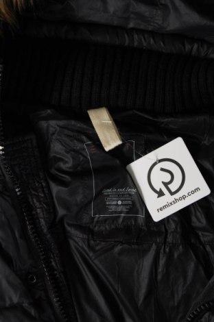 Pánská bunda  Esprit, Velikost M, Barva Černá, Cena  821,00 Kč