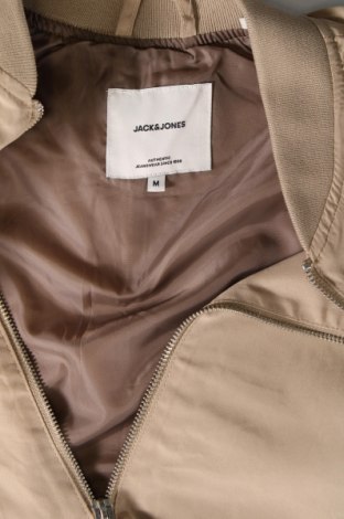 Herrenjacke Jack & Jones, Größe M, Farbe Beige, Preis 13,61 €