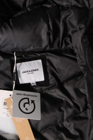 Ανδρικό μπουφάν Jack & Jones, Μέγεθος L, Χρώμα Μαύρο, Τιμή 38,40 €