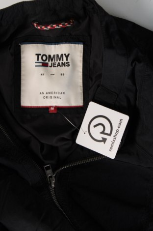Ανδρικό μπουφάν Tommy Jeans, Μέγεθος M, Χρώμα Μαύρο, Τιμή 160,41 €