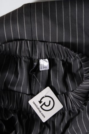 Φούστα H&M Divided, Μέγεθος M, Χρώμα Γκρί, Τιμή 6,74 €