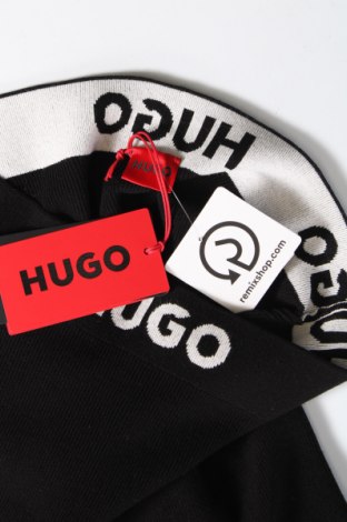 Пола Hugo Boss, Размер M, Цвят Черен, Цена 229,00 лв.