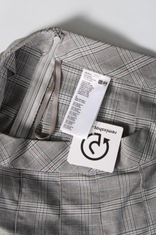 Fustă Uniqlo, Mărime M, Culoare Gri, Preț 26,97 Lei