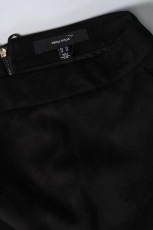 Φούστα Vero Moda, Μέγεθος XS, Χρώμα Μαύρο, Τιμή 4,98 €