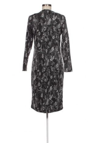 Kleid, Größe XL, Farbe Mehrfarbig, Preis € 14,83