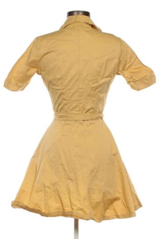 Kleid, Größe M, Farbe Beige, Preis 25,21 €