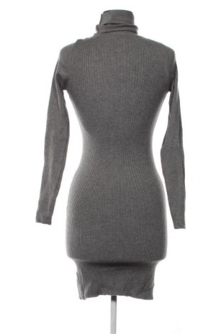 Kleid, Größe M, Farbe Grau, Preis 7,99 €