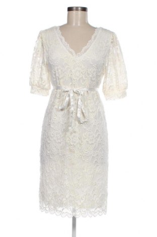Kleid, Größe M, Farbe Weiß, Preis 19,18 €