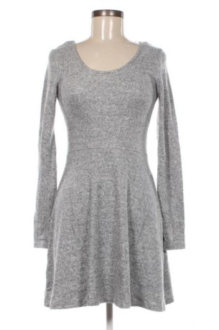 Kleid, Größe S, Farbe Grau, Preis 7,49 €